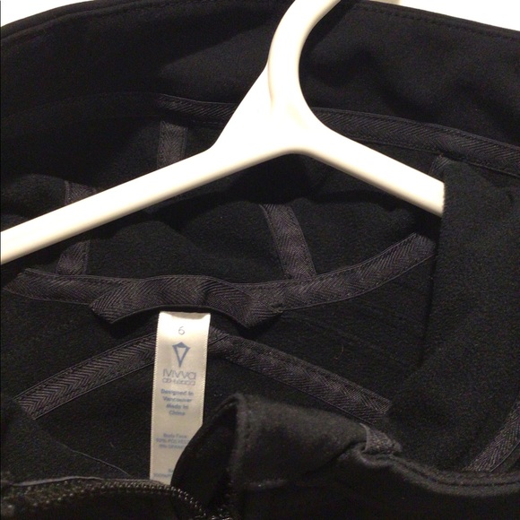 Ivivva fall/ spring jacket - Picture 2 of 8